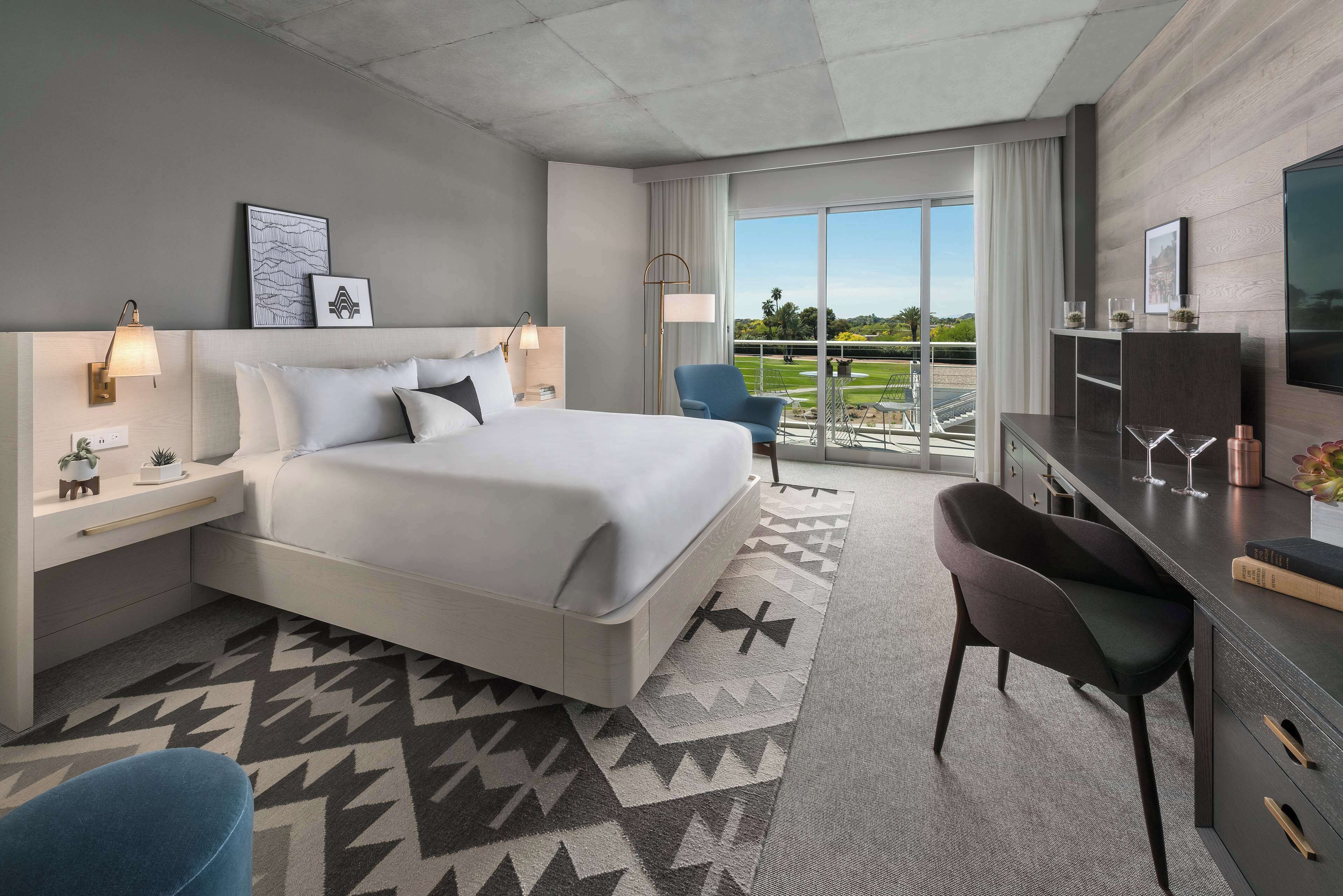 Premium bedding, down duvets, pillow-top beds, minibar