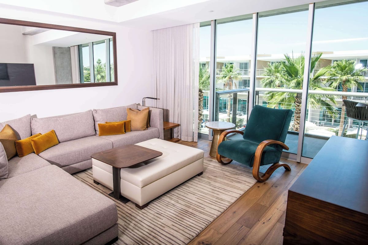 One Bedroom Suite | Premium bedding, down comforters, pillowtop beds, minibar