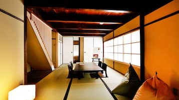 Townhouse (West) | Living area