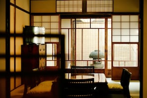 1 bedroom, in-room safe, desk, free WiFi - Tawara-An (Kyoto)