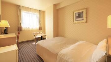 Basic Double Room | Desk, blackout drapes, iron/ironing board (on request), WiFi (free)