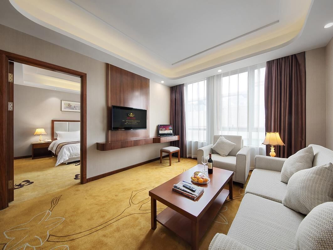 Minibar, in-room safe, desk, blackout drapes