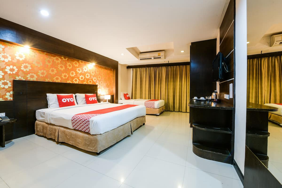 Deluxe Triple Room
