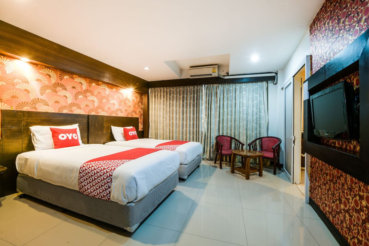 Deluxe Twin Room