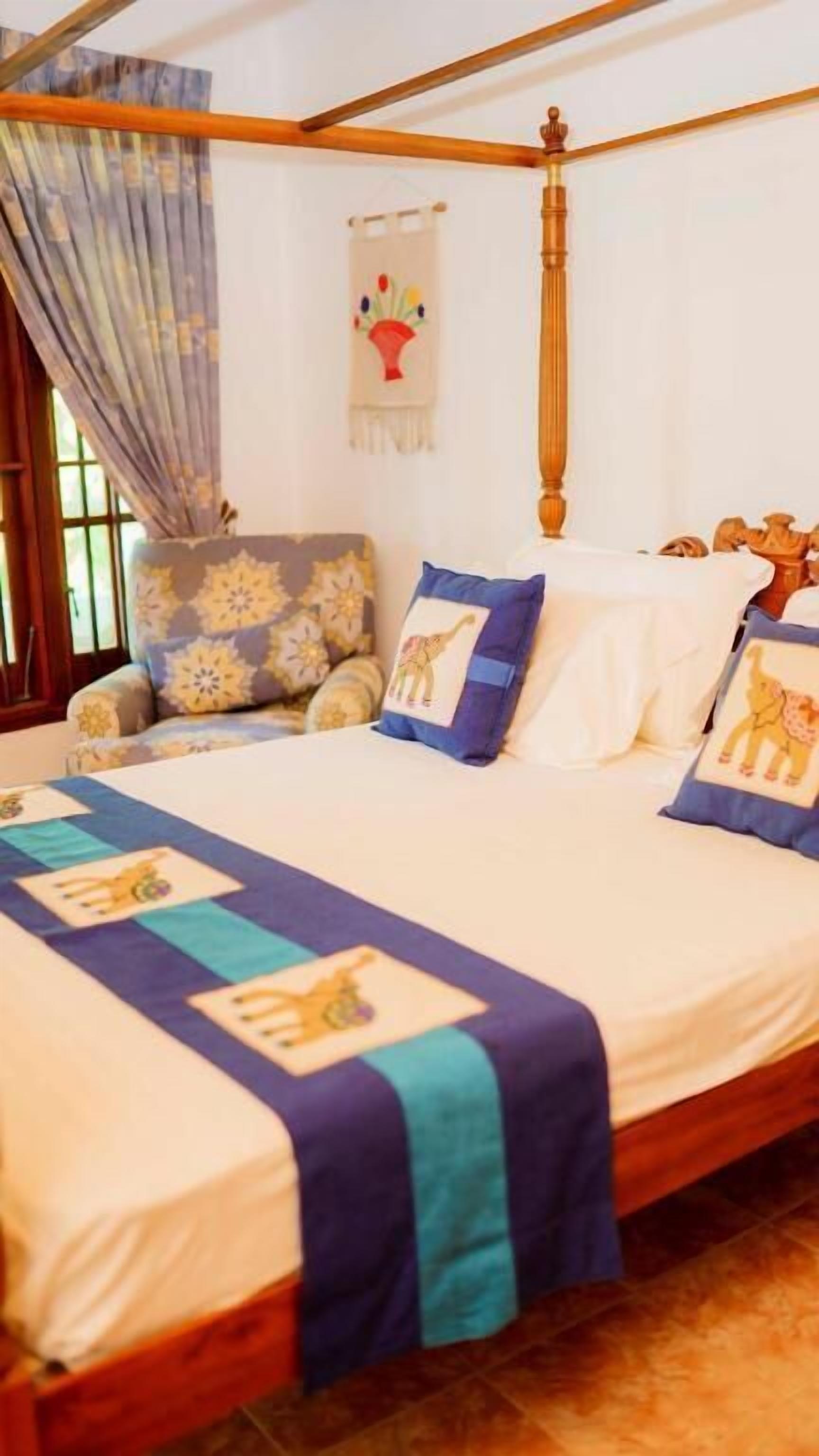 Individually decorated, individually furnished, desk, laptop workspace