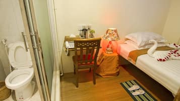 Standard Single Room | Desk, free WiFi