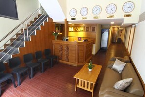 Kawasan tempat duduk lobi