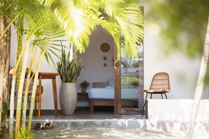 Minibar, in-room safe, free WiFi, bed sheets - Long Set Resort (Koh Rong)