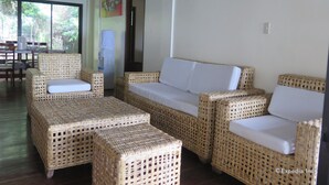 Lobby sitting area - Ipil Waterfront (El Nido)