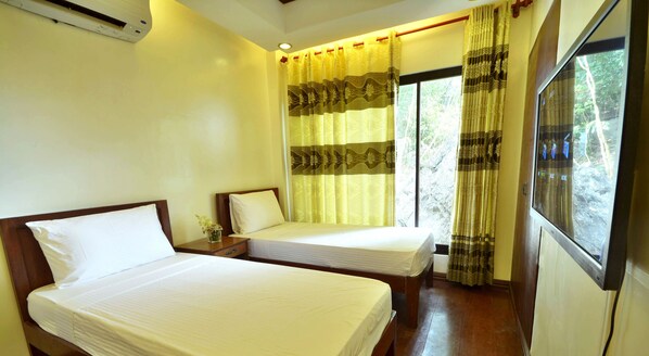 Villa, 3 Bedrooms, Beach View