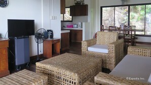 Lobby sitting area - Ipil Waterfront (El Nido)
