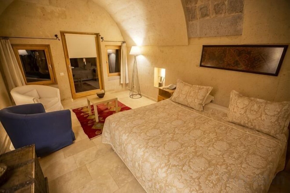 Ropa de cama de alta calidad y minibar 