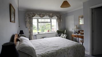 Double Room, Ensuite, Garden View | WiFi