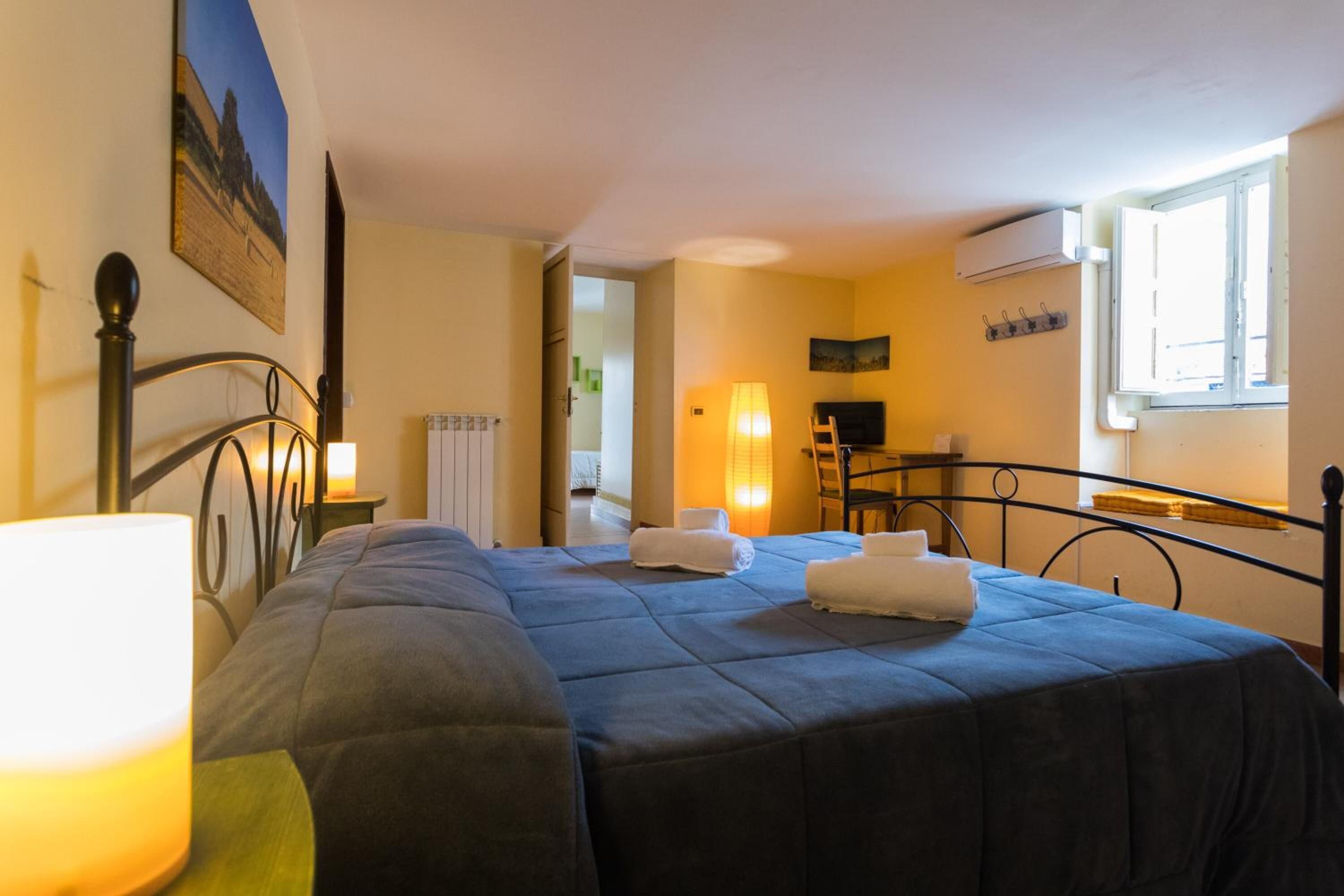 迷你吧、書桌、隔音、熨斗/熨衣板