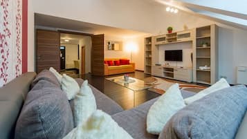 Suite Elite, 2 habitaciones | 2 habitaciones, insonorización y tabla de planchar con plancha