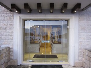Interior entrance - Cedars Palace (Al Arz)