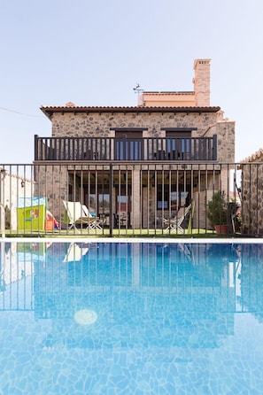 Alberca al aire libre 