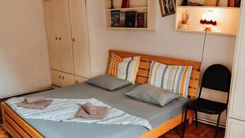 Panoramic Room, City View | 4 bedrooms, individually decorated, blackout curtains, soundproofing