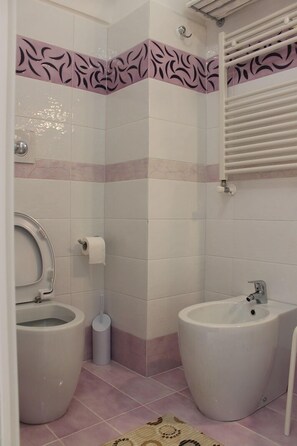 Chambre Double | Salle de bain