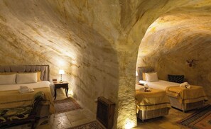 Minibar, decoración personalizada y muebles diferentes 