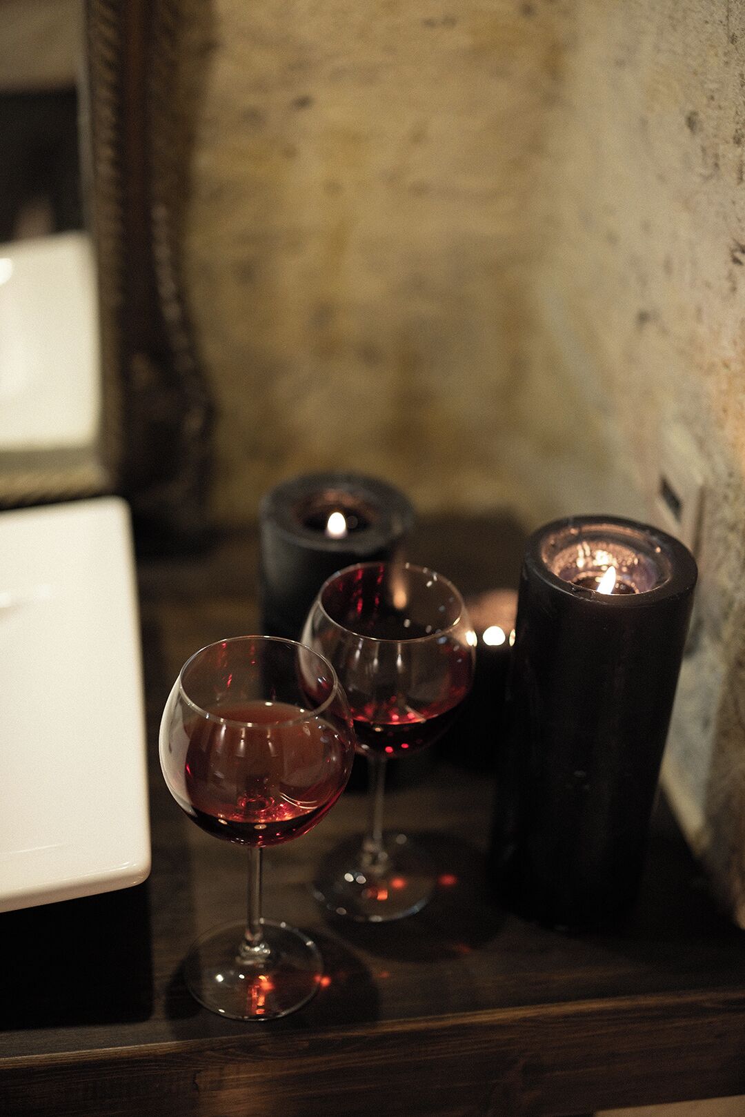 family room | minibar, individually decorated, individually furnished, soundproofing