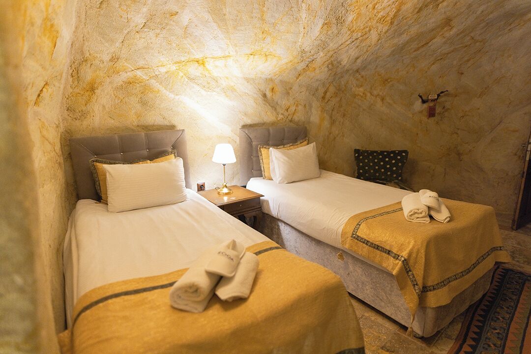 family room | minibar, individually decorated, individually furnished, soundproofing