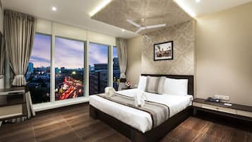 Camera Superior | Biancheria da letto di alta qualità, una cassaforte in camera