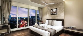 The Lotus Hotel Sameera