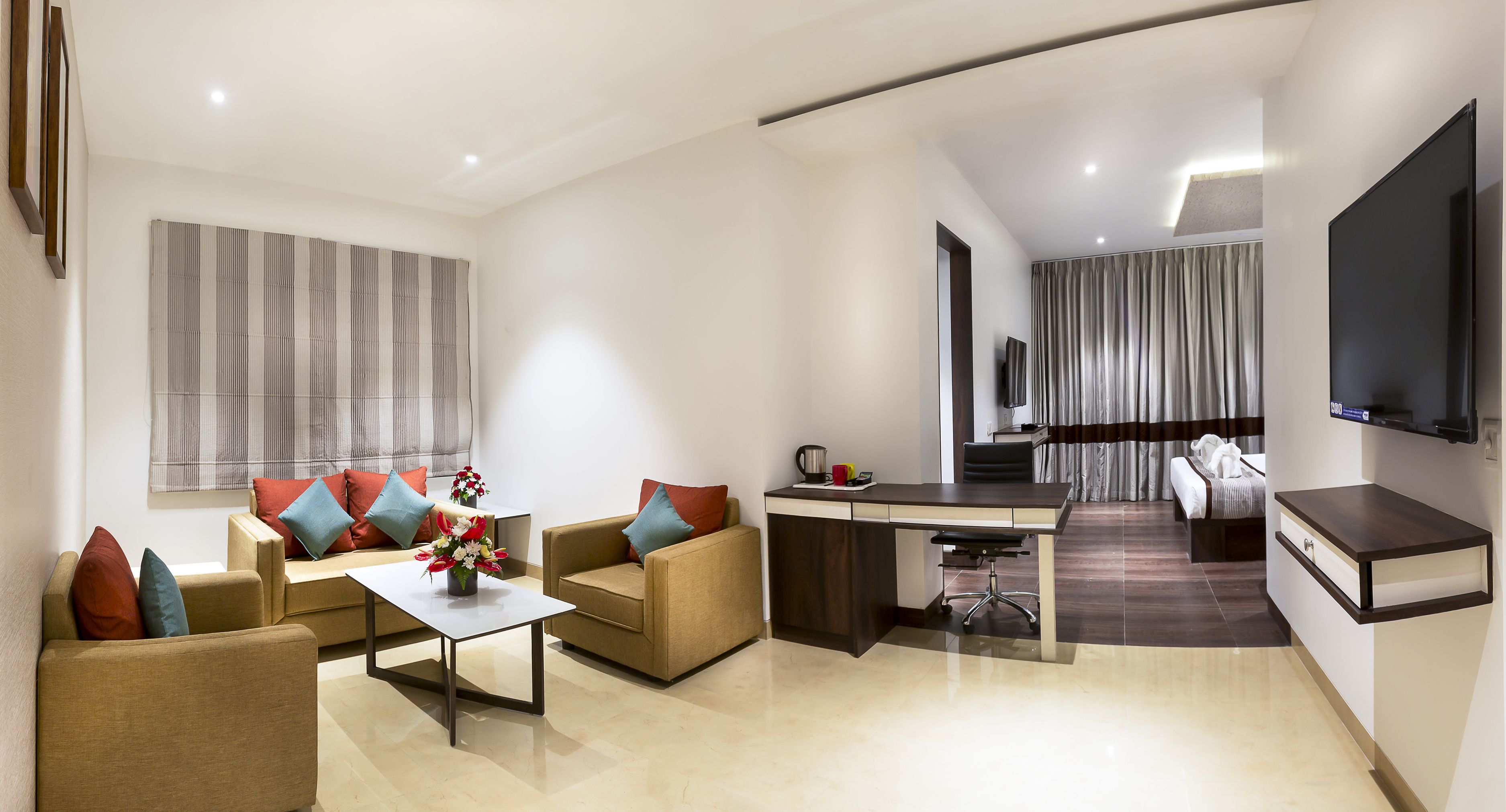 suite | premium bedding, in-room safe, desk, soundproofing