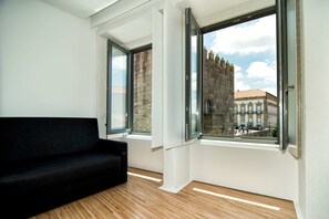 Studio Premium, 1 lit double, cuisine, vue ville | Vue de la chambre
