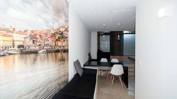 Dúplex de diseñador, varias camas, cocina, mezzanine | Servicio a la habitación