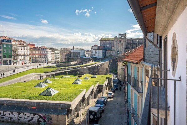 Balcony - Old City Design Apartments (Porto)