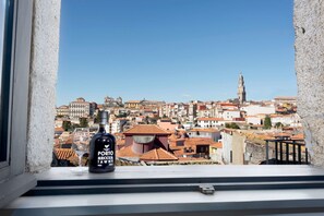 Studio – grand, flere senger, balkong, byutsikt | Utsikt fra rommet