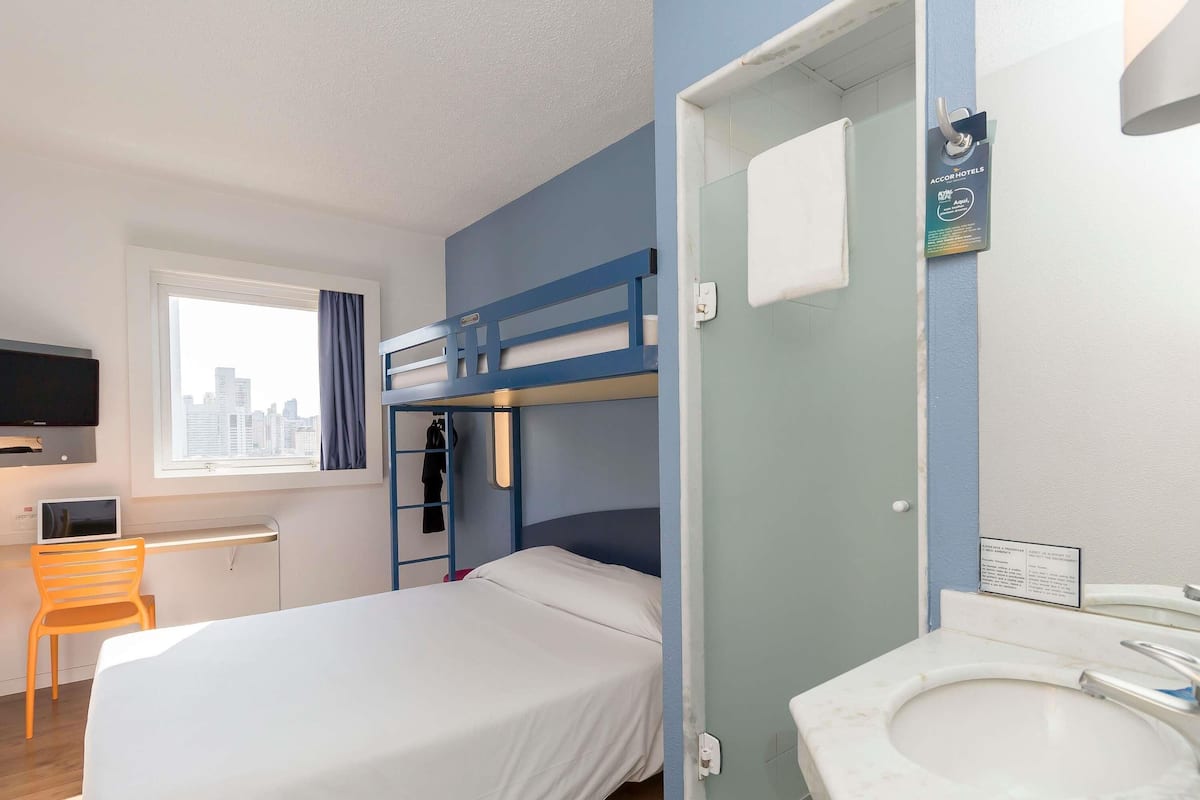 Desk, free WiFi, bed sheets