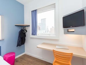 Desk, free WiFi, bed sheets
