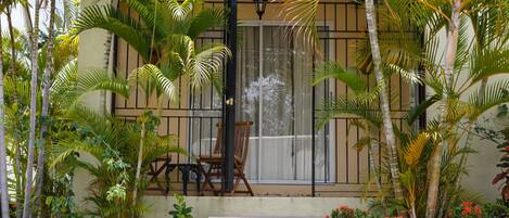 Premium-Apartment, 1 Queen-Bett, Küche, Bergblick | Ausblick vom Zimmer