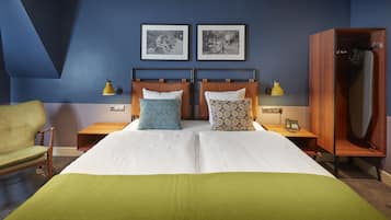 Classic Double Room | In-room safe, desk, soundproofing, iron/ironing board
