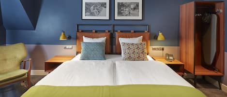 Classic Double Room | In-room safe, desk, soundproofing, iron/ironing board