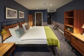Classic Double Room | In-room safe, desk, soundproofing, iron/ironing board - Hotel Lion d'Or (Haarlem)