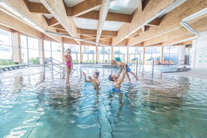 Indoor pool, pool loungers