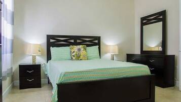 Apartment, 2 Queen Beds, Pool Access, Mountain View | 1 bedroom, Egyptian cotton sheets, premium bedding, in-room safe