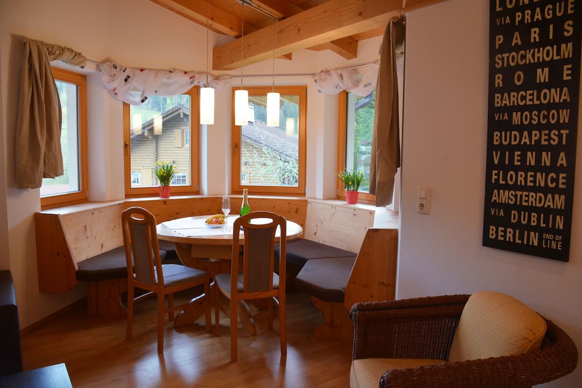 Appartement (Penthouse) | Dineren in de kamer