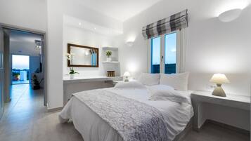 Villa, 2 Bedrooms | 2 bedrooms, in-room safe, desk, soundproofing