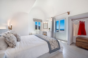 Villa, 2 chambres | 2 chambres, coffres-forts dans les chambres, bureau