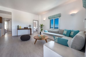 Villa, 2 chambres | Coin séjour | Télévision LCD, lecteur de DVD