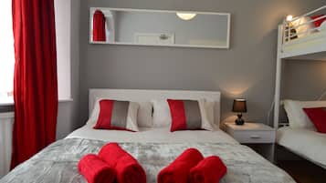 Iron/ironing board, free WiFi, bed sheets