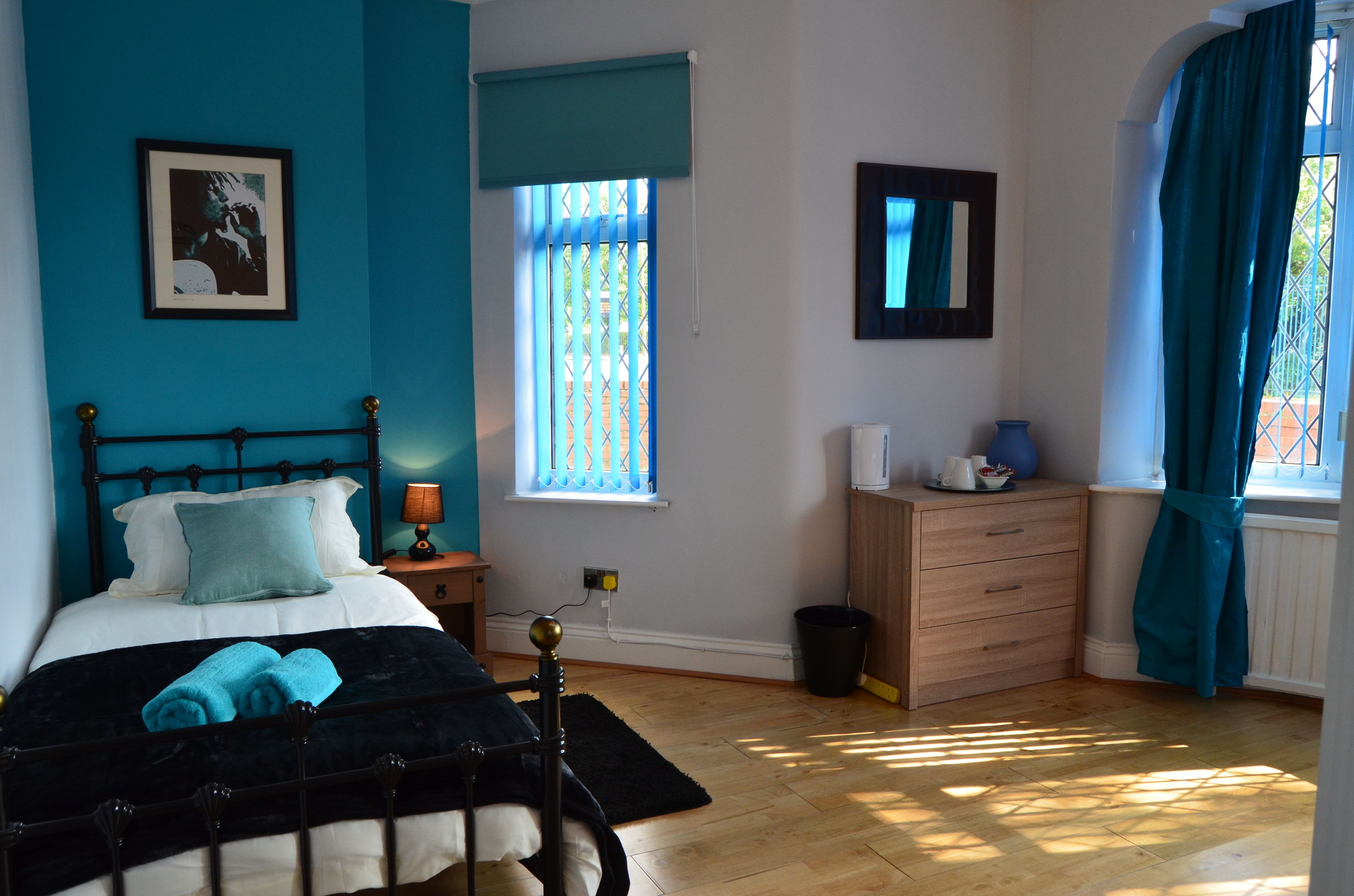 Photo - Old Trafford Guest House