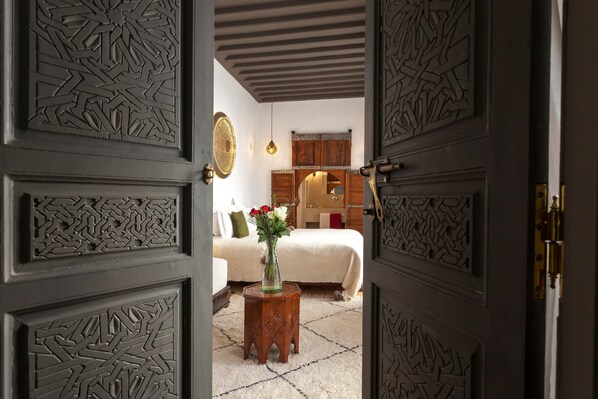 Superior Double Room, Private Bathroom (NANA) | Premium bedding, pillowtop beds, in-room safe, individually furnished