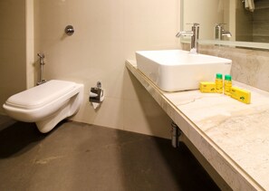 Double Room | Bathroom