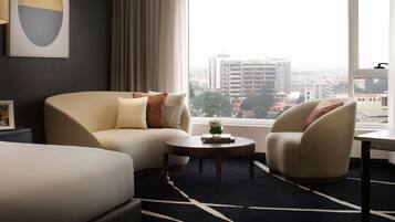 Minibar, Zimmersafe, laptopgeeigneter Arbeitsplatz